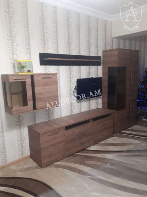 Հեռուստացույցի տակդիր