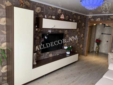 Հեռուստացույցի տակդիր